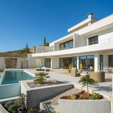 Villa Mayan